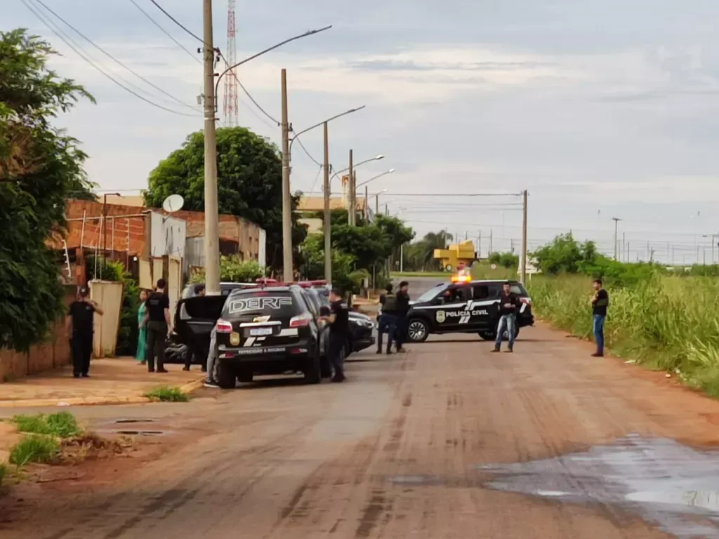 Imagem de compartilhamento para o artigo Quatro são presos e um morre em operação da Polícia Civil em Chapadão do Sul da MS Todo dia
